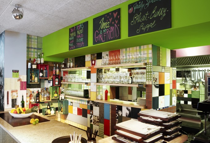 25hours Hotel by Levi's Bar